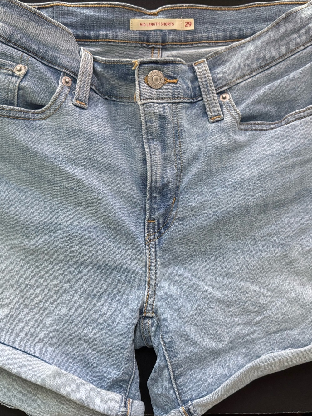 Levi’s Light Wash Mid Length Denim Shorts - Size 29